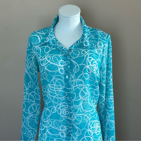 Blue and White Notched Collar Long Sleeve Button Down Shirt - Picture 2 of 10